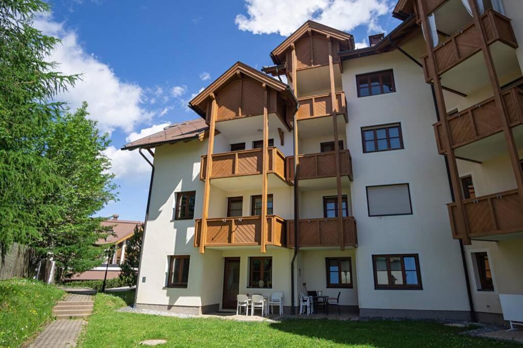 Hundefreundliche Bergwohnung Neben Der Skipiste - Mittelstation Skigebiet Gerlitzen Kanzelhohe Экстерьер фото
